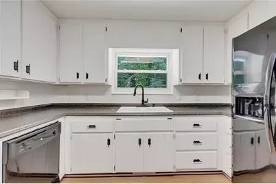 212 Foothill Drive, Woodstock, GA 30188 - Photo 17
