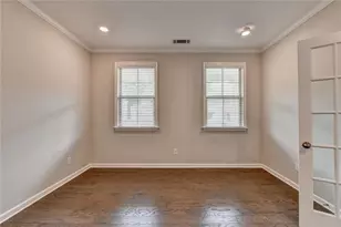 955 Laura Jean Ct, Buford, GA 30518 - Photo 7