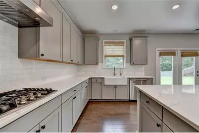 955 Laura Jean Court, Buford, GA 30518 - Photo 31