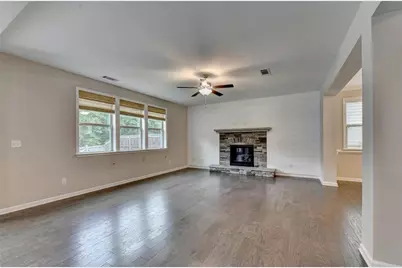 955 Laura Jean Court, Buford, GA 30518 - Photo 19