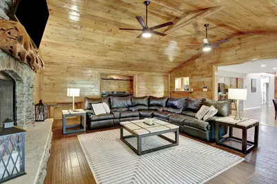 450 Flat Creek Circle, Blue Ridge, GA 30513 - Photo 27