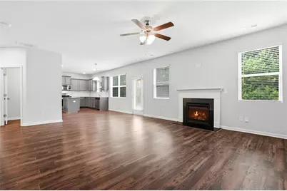 3132 Hawthorn Farm Boulevard, Loganville, GA 30052 - Photo 7