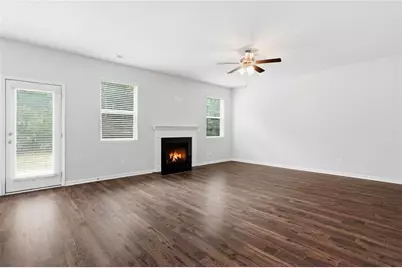 3132 Hawthorn Farm Boulevard, Loganville, GA 30052 - Photo 25