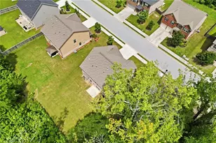 3132 Hawthorn Farm Blvd, Loganville, GA 30052 - Photo 49