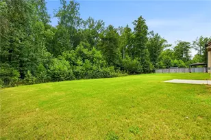 3132 Hawthorn Farm Blvd, Loganville, GA 30052 - Photo 45
