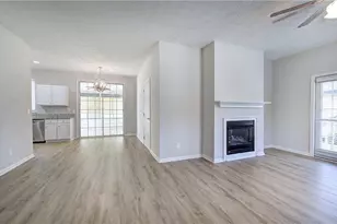560 Windcroft Cir NW, Acworth, GA 30101 - Photo 7