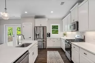 518 Oak Dr, Atlanta, GA 30354 - Photo 9