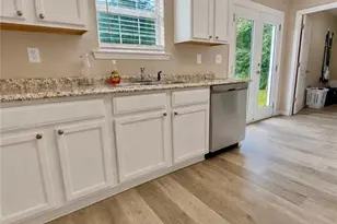 372 Mccart Rd, McDonough, GA 30252 - Photo 5