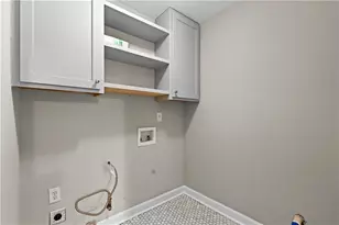 340 Broadmoor Dr, Fayetteville, GA 30215 - Photo 29