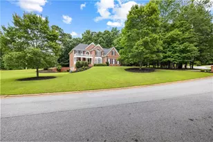 340 Broadmoor Dr, Fayetteville, GA 30215 - Photo 3