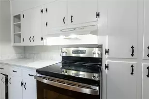 4715 S Lee St, Buford, GA 30518 - Photo 9