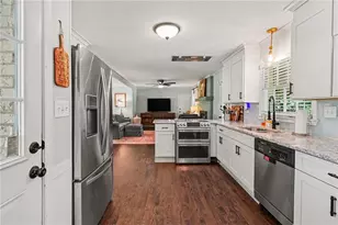 2970 Medinah Ct, Atlanta, GA 30341 - Photo 9