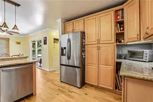 4728 N Springs Ct NW, Kennesaw, GA 30144 - Photo 7