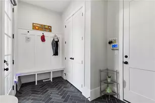 135 Emerson Ct, Roswell, GA 30075 - Photo 23