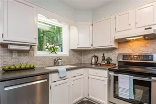180 Wills Ln, Alpharetta, GA 30009 - Photo 9