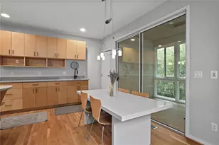 1590 Tallulah St NW, Atlanta, GA 30318 - Photo 11