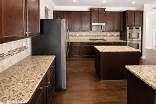 835 Lorrimont Ln, Fairburn, GA 30213 - Photo 9