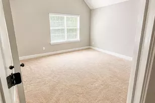 835 Lorrimont Ln, Fairburn, GA 30213 - Photo 15