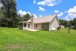 3807 Chase Dr, Gainesville, GA 30507 - Photo 5