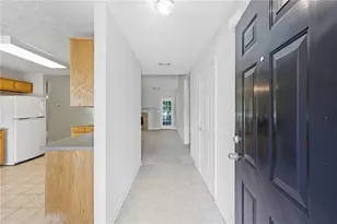 3807 Chase Dr, Gainesville, GA 30507 - Photo 3