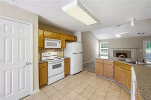 3807 Chase Dr, Gainesville, GA 30507 - Photo 7