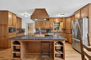 3009 Meadow Dr, Marietta, GA 30062 - Photo 1