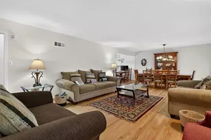 3009 Meadow Dr, Marietta, GA 30062 - Photo 7