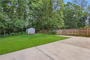 2535 Rhoanoke Dr, Duluth, GA 30096 - Photo 5