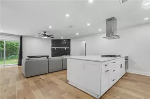 2535 Rhoanoke Dr, Duluth, GA 30096 - Photo 13