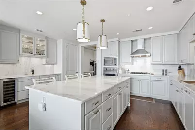 3630 Peachtree Road NE #2302, Atlanta, GA 30326 - Photo 7