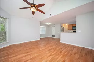 915 Wentworth Ct, Johns Creek, GA 30022 - Photo 7