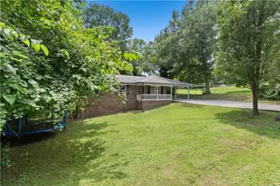 309 W Franklin St, Toccoa, GA 30577 - Photo 3