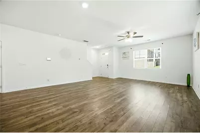 810 Elgin Trail, Lawrenceville, GA 30045 - Photo 17