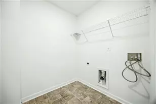810 Elgin Trl, Lawrenceville, GA 30045 - Photo 25