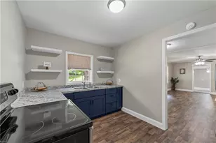 167 South St, Cornelia, GA 30531 - Photo 9