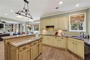 1485 Chattahoochee Run Dr, Suwanee, GA 30024 - Photo 15