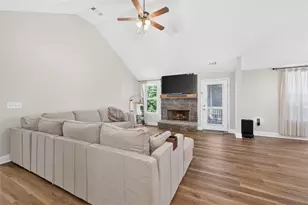 2565 Aaron Ct, Loganville, GA 30052 - Photo 5
