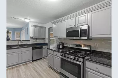 3027 Stonebridge Creek Drive, Lithonia, GA 30058 - Photo 7