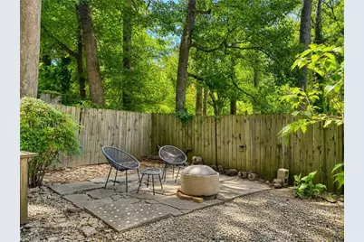 2494 Baker Road NW, Atlanta, GA 30318 - Photo 11