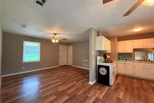 500 Oak Way, Lawrenceville, GA 30046 - Photo 3