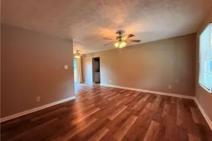 500 Oak Way, Lawrenceville, GA 30046 - Photo 5