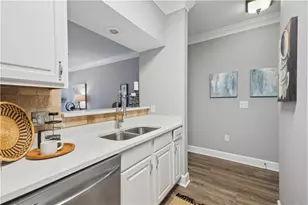 3777 Peachtree Road NE, Atlanta, GA 30319 - Photo 5