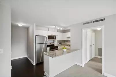 2285 Peachtree Road NE #904, Atlanta, GA 30309 - Photo 5