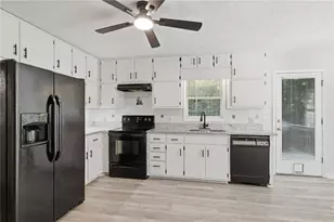150 Windsor Dr, Fayetteville, GA 30215 - Photo 5
