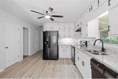 150 Windsor Drive, Fayetteville, GA 30215 - Photo 7