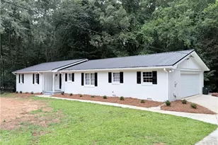1912 Wildwood Ct SW, Conyers, GA 30094 - Photo 3