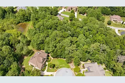 4860 Wildlife Way, Flowery Branch, GA 30542 - Photo 5
