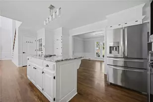 7525 S Spalding Lake Dr, Sandy Springs, GA 30350 - Photo 23
