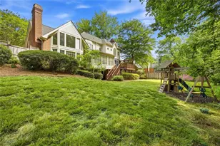 7525 S Spalding Lake Dr, Sandy Springs, GA 30350 - Photo 57