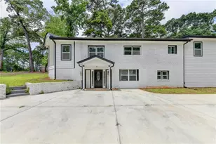 3178 N Druid Hills Rd, Decatur, GA 30033 - Photo 1